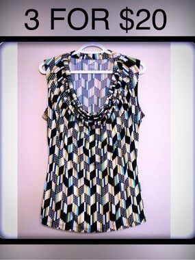 🌟 Worthington Office Wear Size M Sleeveless Cowl Neckline Geometric Print Blouse